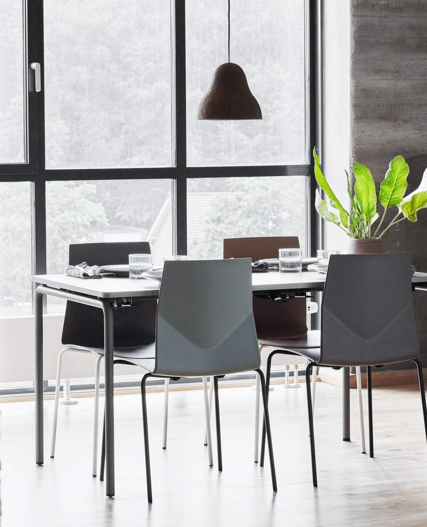 FourCast®2 Chair - 4 Leg Base