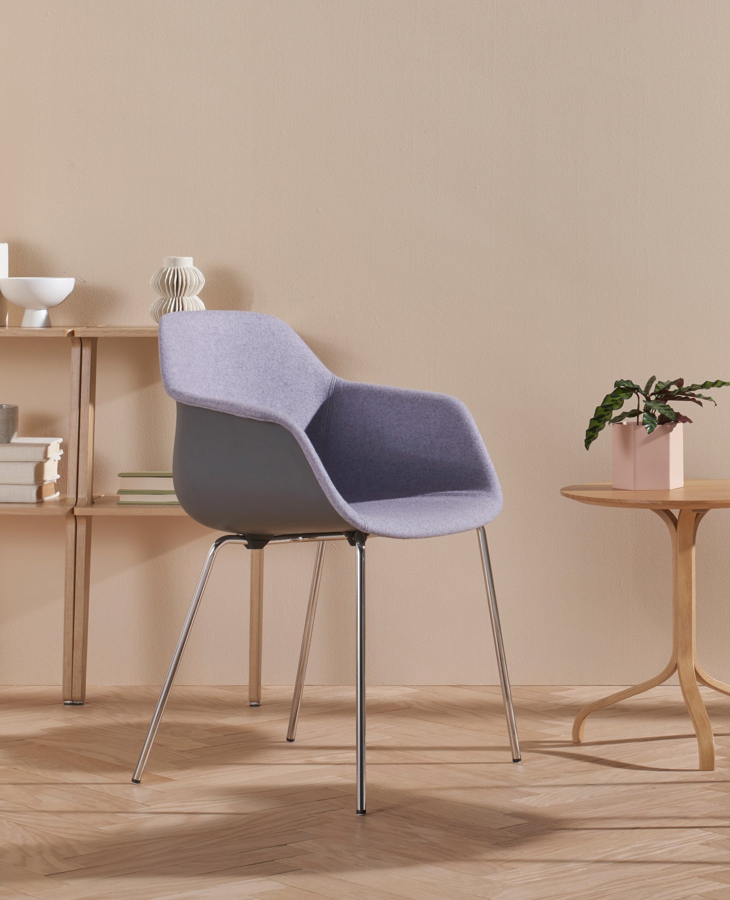 FourMe® Chair, 4 Leg Base - Upholstered Interior