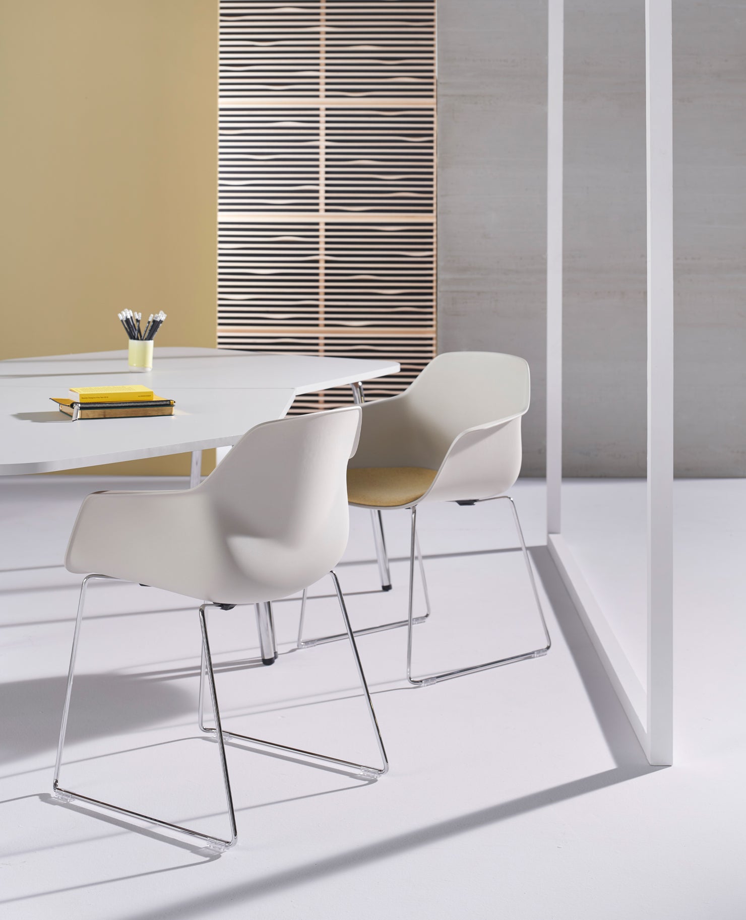 FourMe® Chair, Sled Base - with Seat Pad