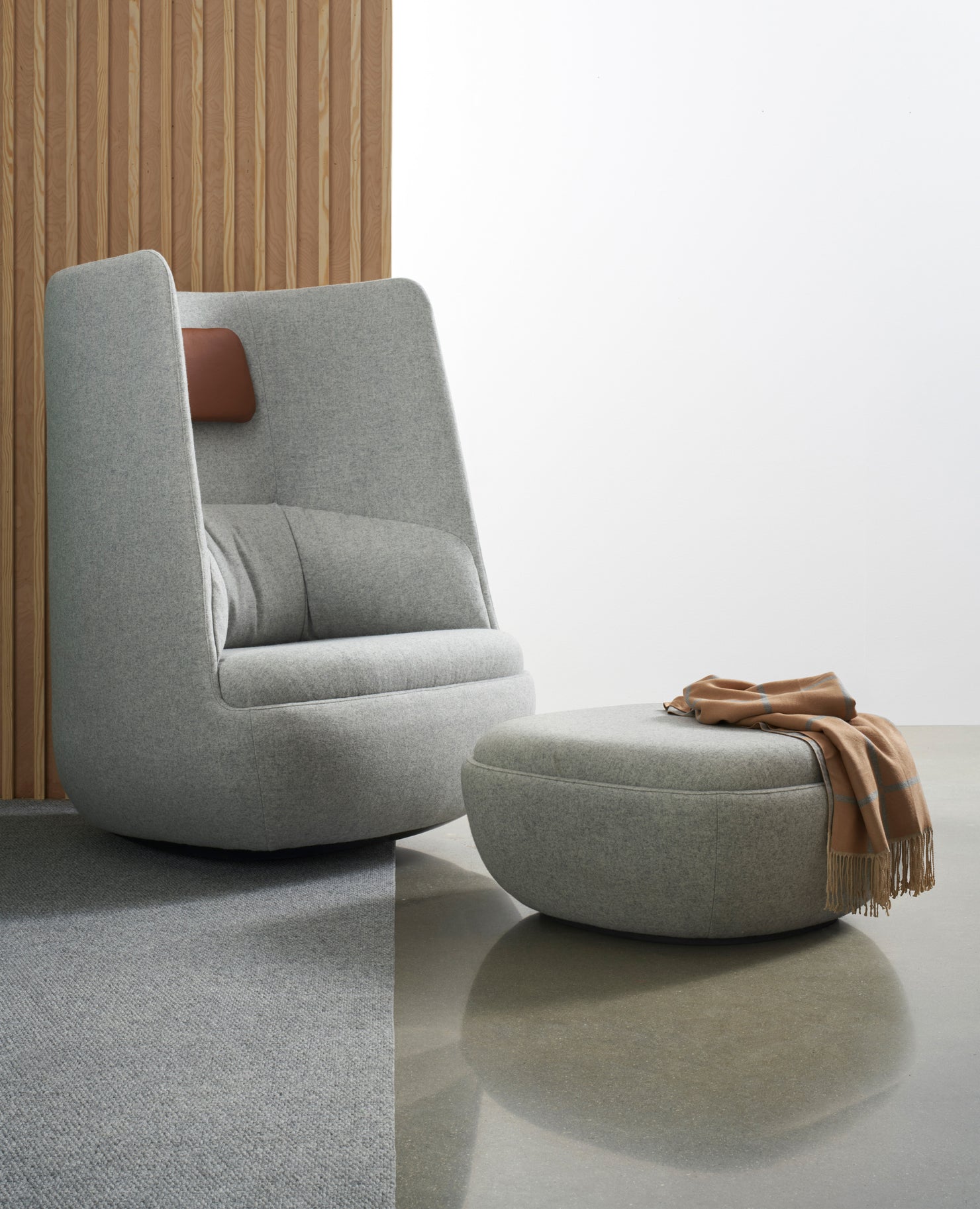 Gimbal Lounge Chair, Highback - Swivel Base