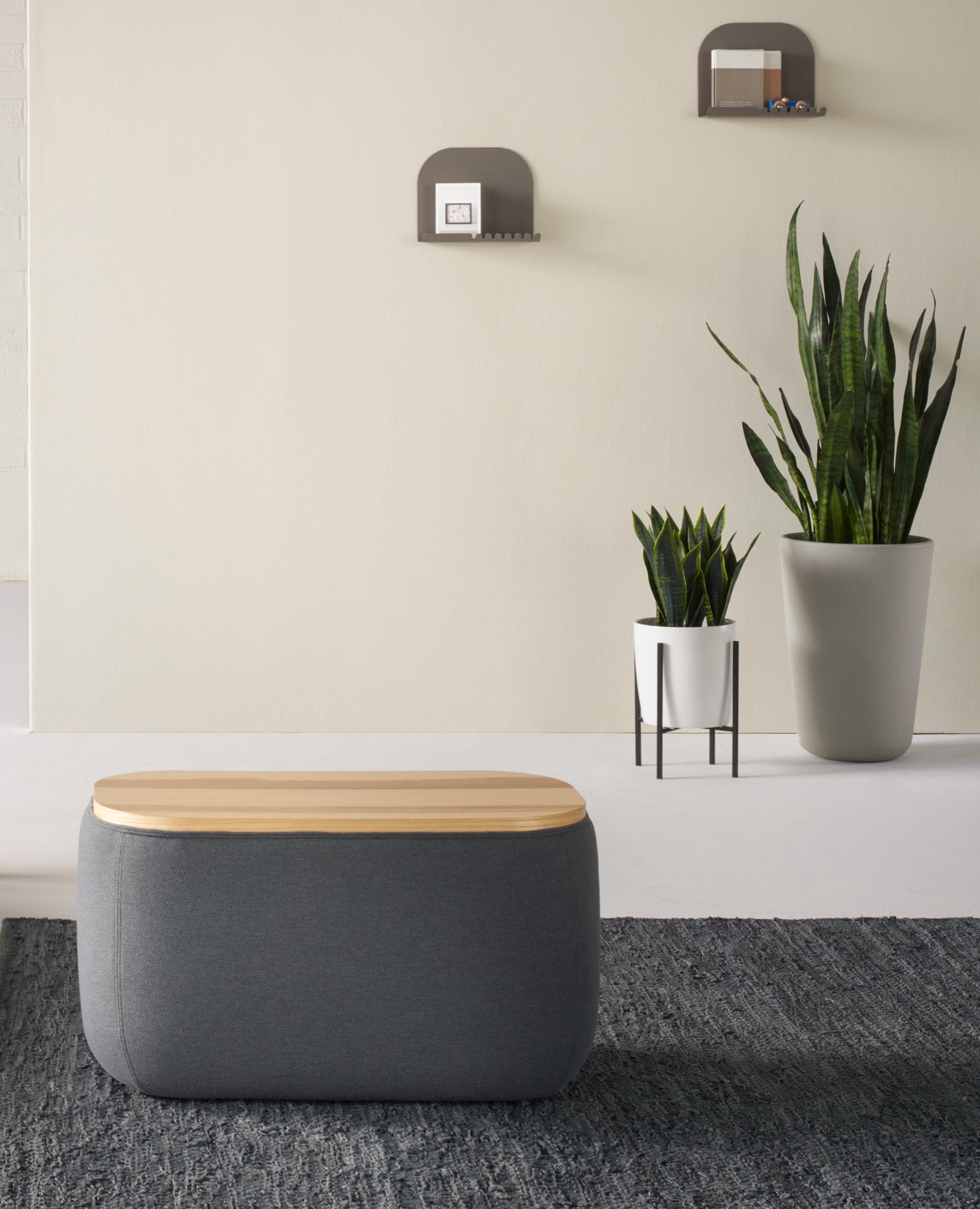 Breck Bench - 27.5" Width