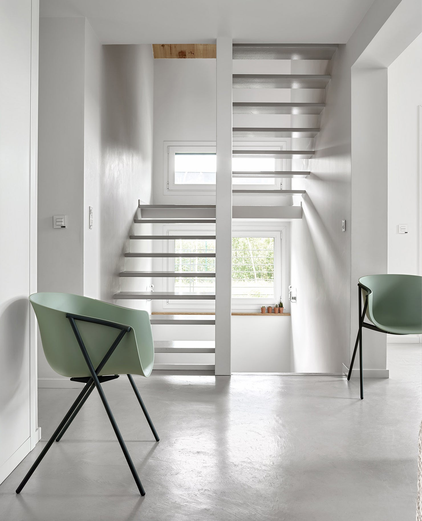 Bai Chair - 4 Leg Base