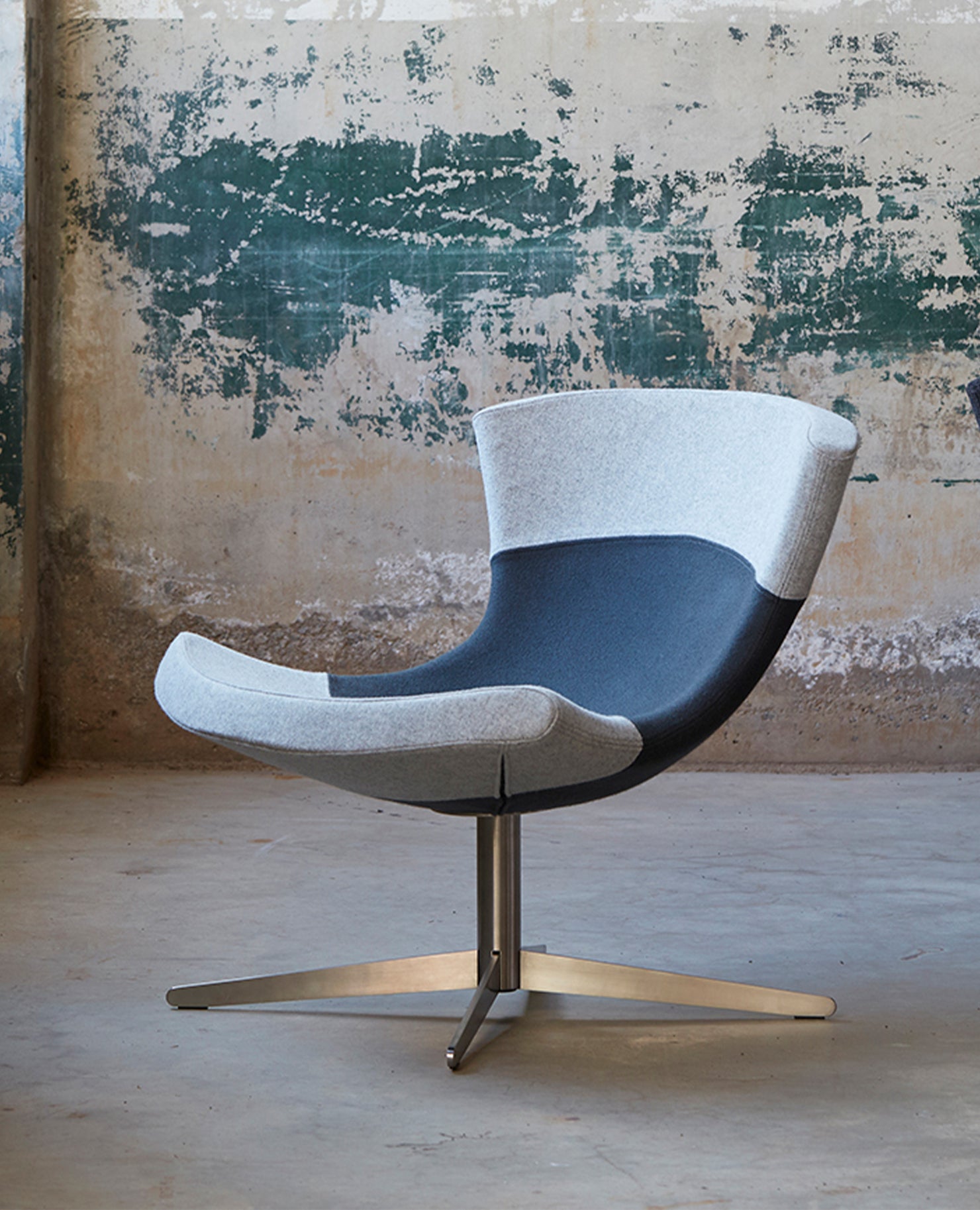 Jet Lounge Chair