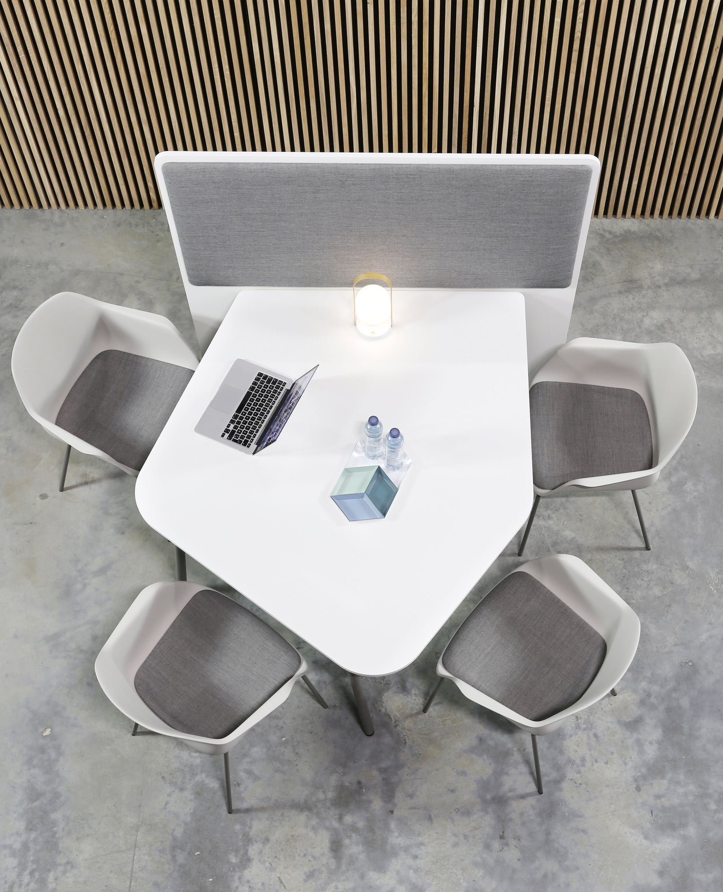 FourMe® Chair, 4 Leg Base - with Seat Pad