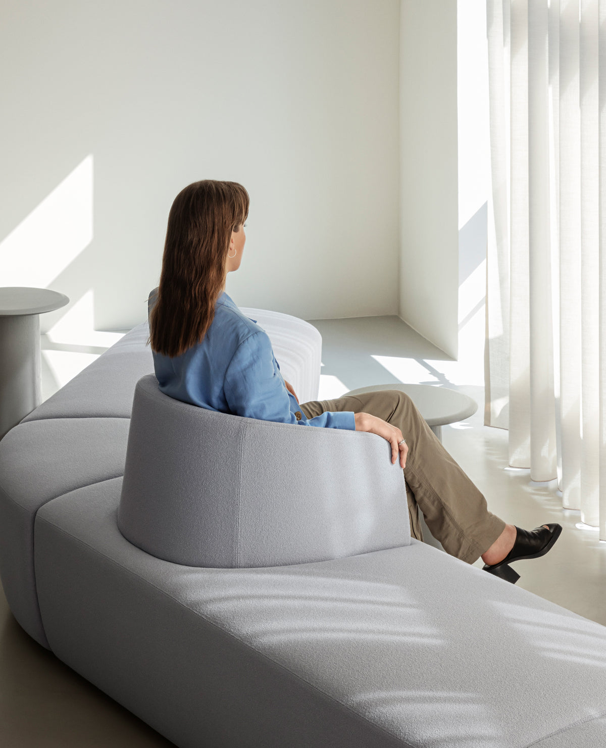 Scene Modular Center, 29" Depth, Left Side Lowback - Rear Facing