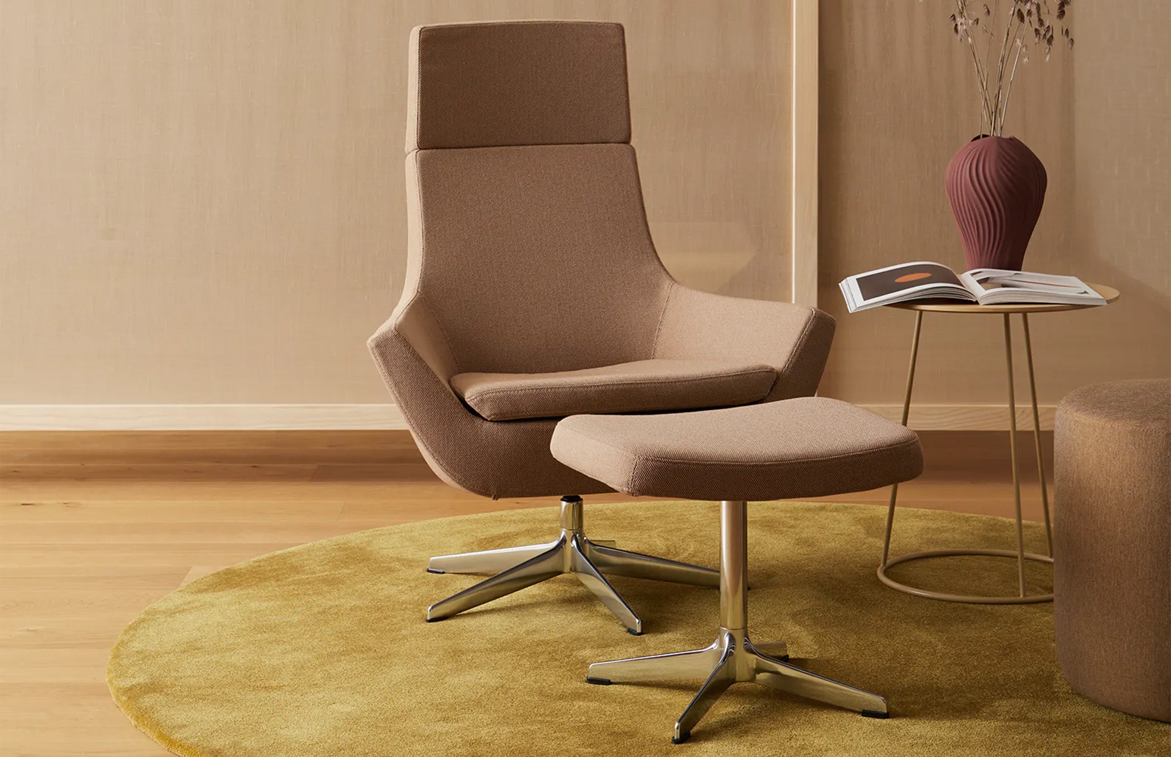 Happy Lounge Chair, Highback - Swivel 5-Star Base – hightower.design